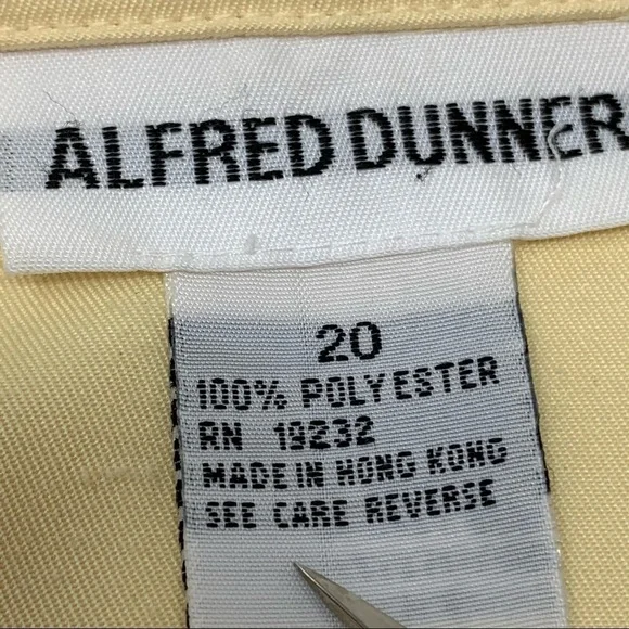 Alfred Dunner Women’s Pastel Yellow Beaded Zip Wind Breaker Jacket Coat Size 20 - Picture 9 of 15